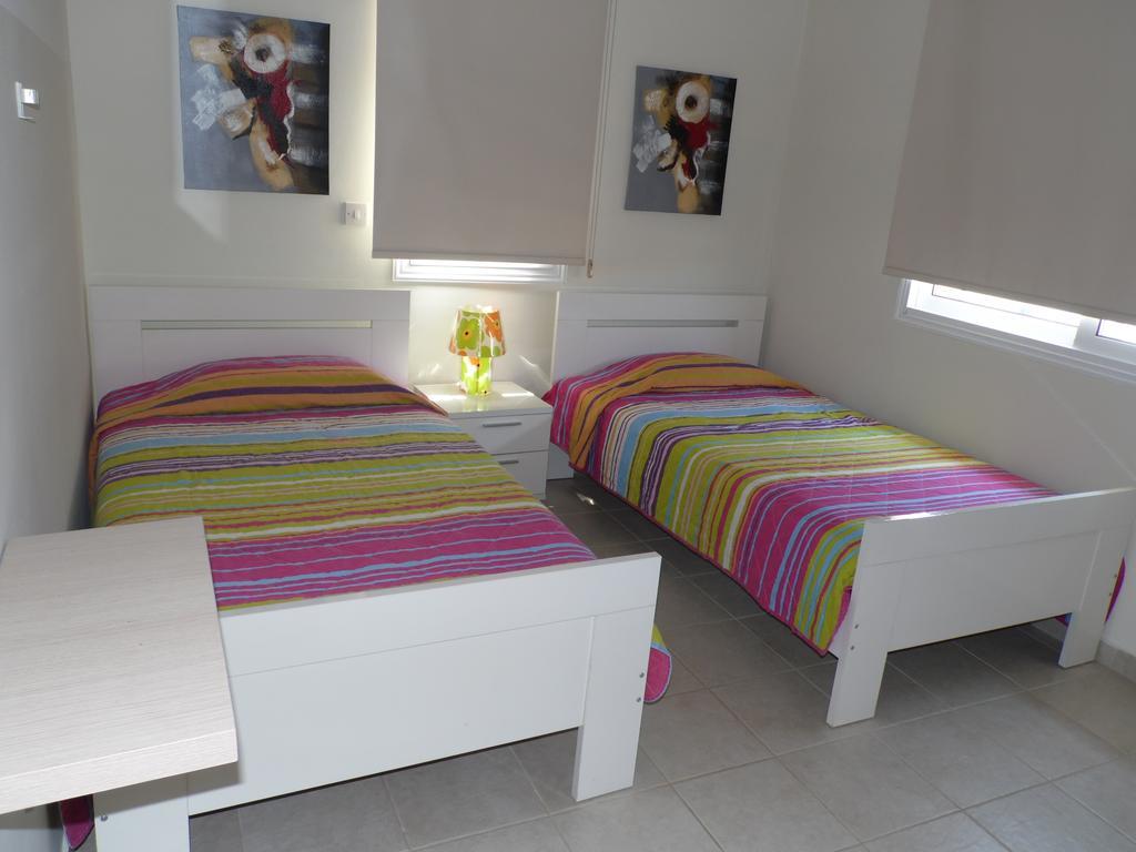 Villa Florie Protaras Pokój zdjęcie